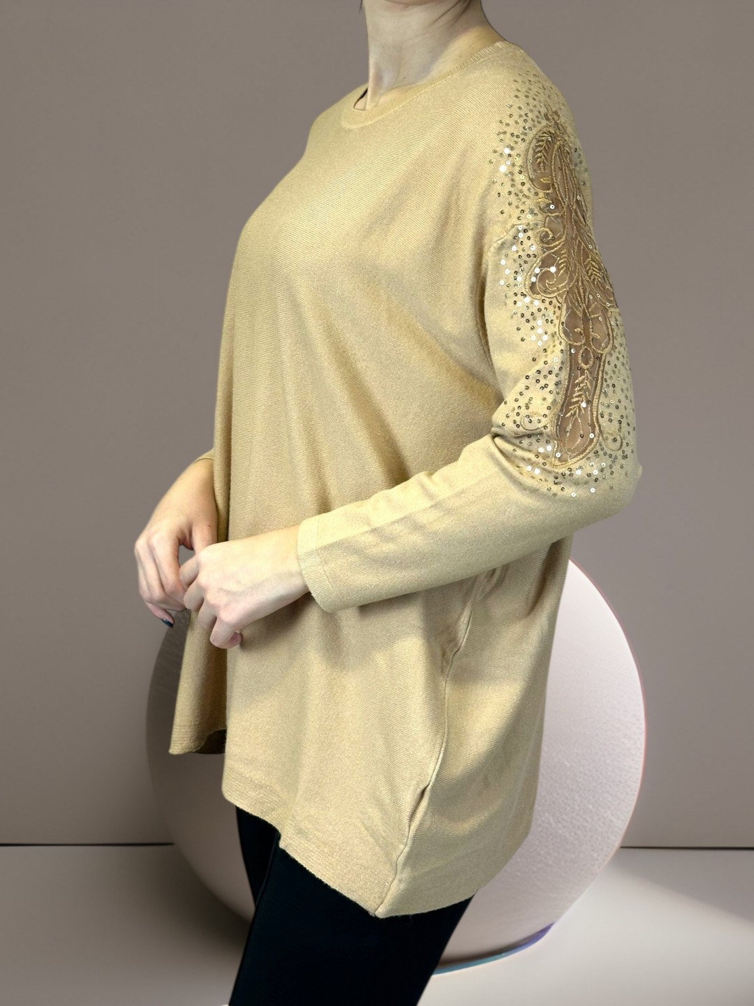 Elegant Πουλόβερ με Διάφανα Μανίκια Elegant Πουλόβερ με Διάφανα Μανίκια