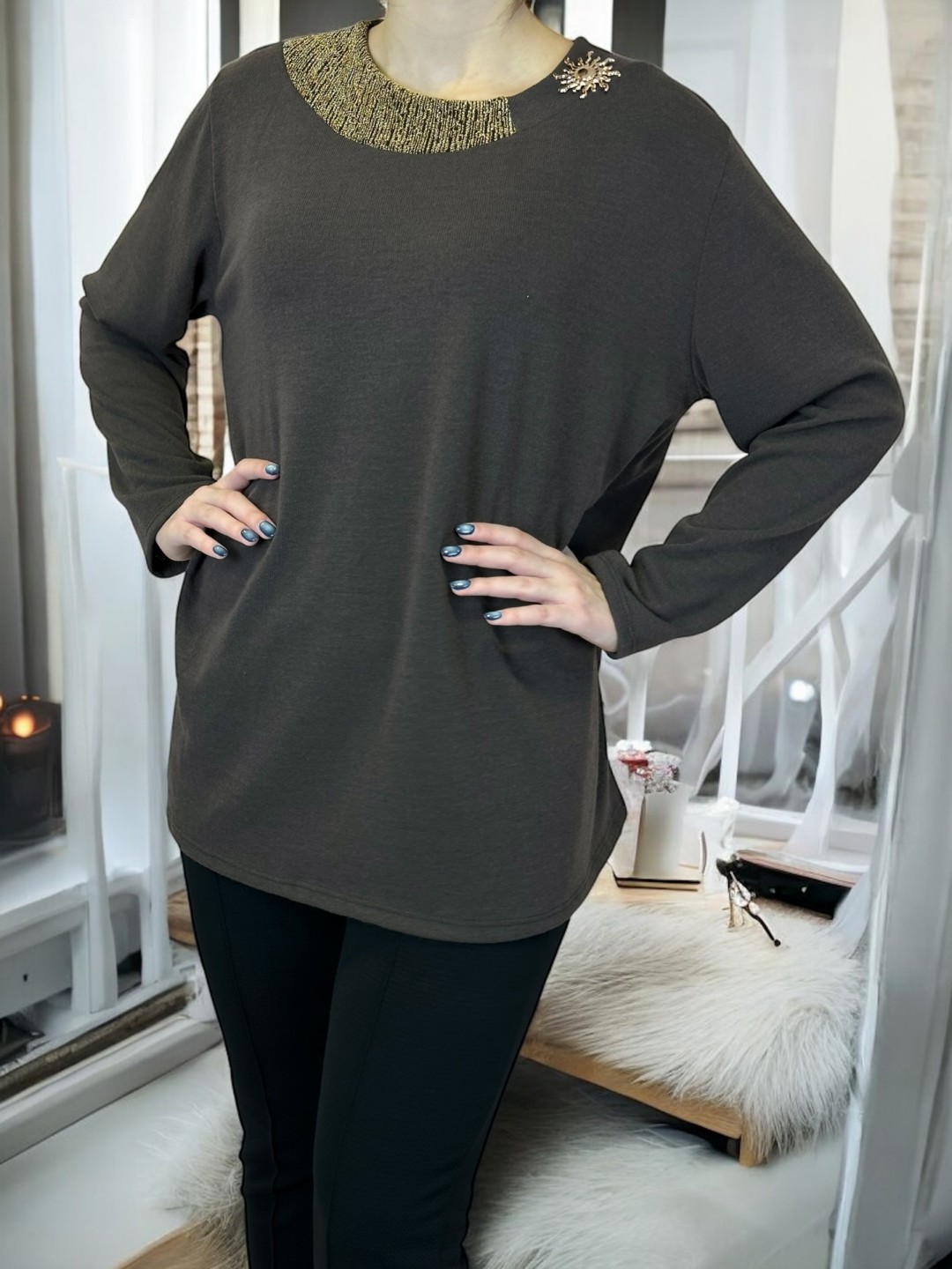 Chic Μπλούζα με Lurex Σχέδιο και Διακοσμητικό Ήλιο Chic Μπλούζα με Lurex Σχέδιο και Διακοσμητικό Ήλιο