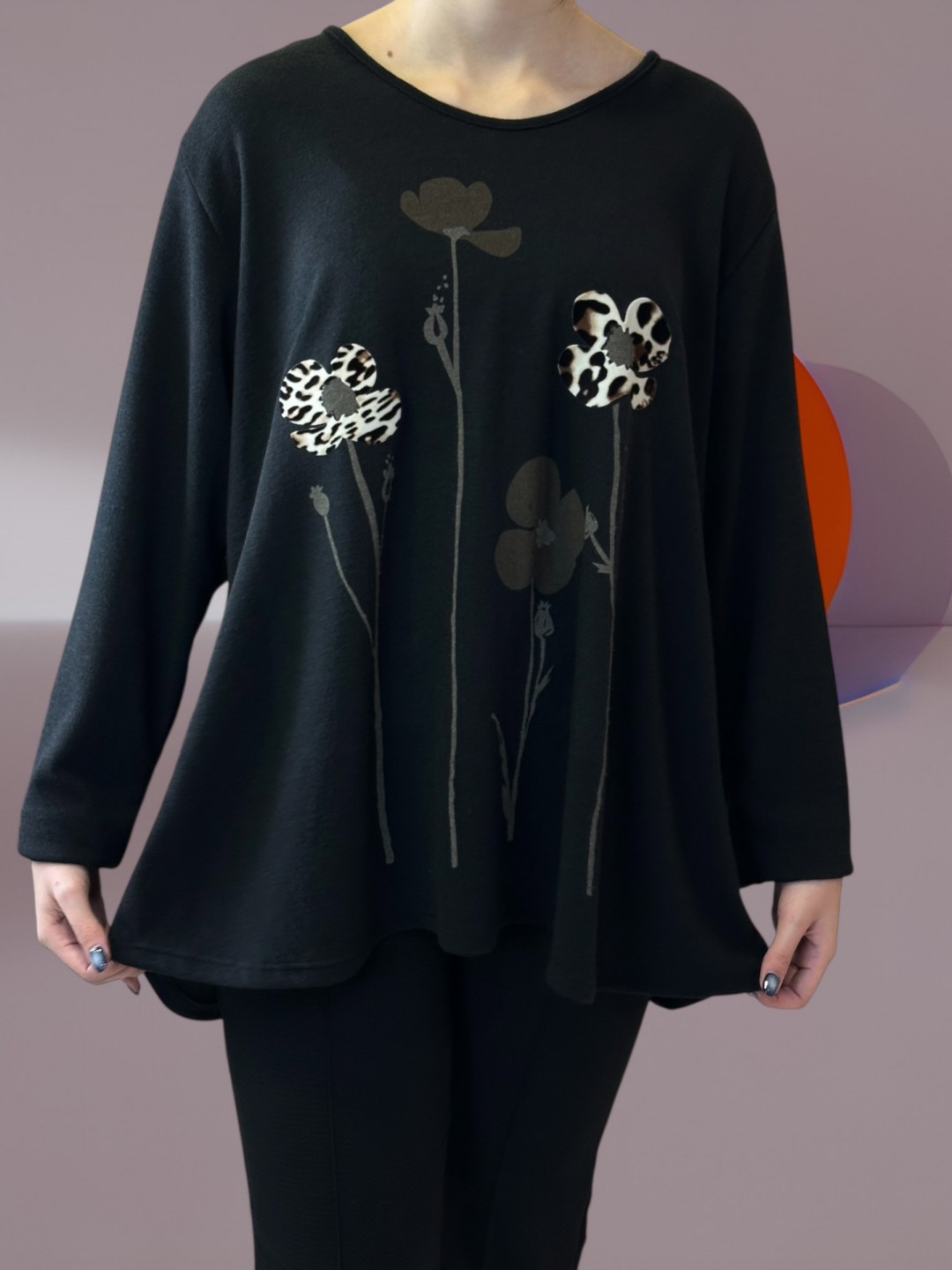 Γυναικεία Μπλούζα με Λεοπάρ Λουλουδάτο Μοτίβο Γυναικεία Μπλούζα με Λεοπάρ Λουλουδάτο Μοτίβο