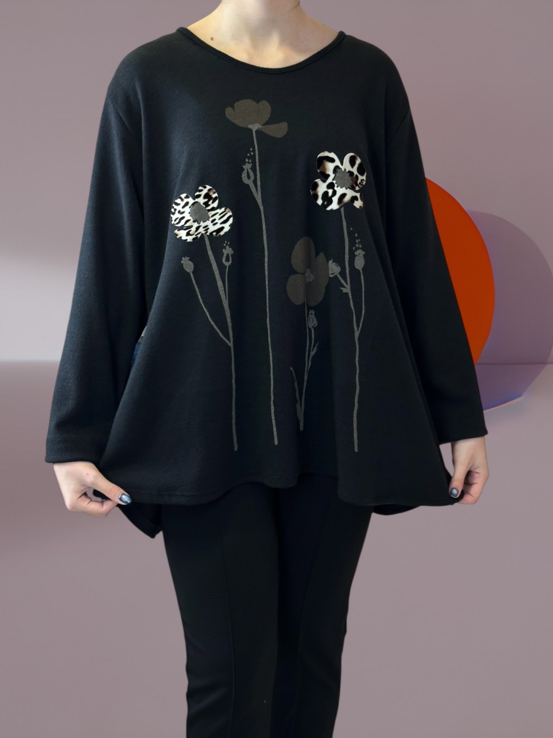 Γυναικεία Μπλούζα με Λεοπάρ Λουλουδάτο Μοτίβο Γυναικεία Μπλούζα με Λεοπάρ Λουλουδάτο Μοτίβο