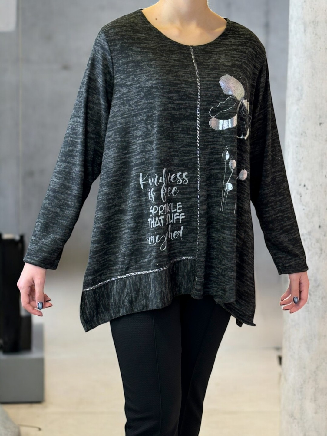 Μπλούζα με Metallic Flower Detail Μπλούζα με Metallic Flower Detail