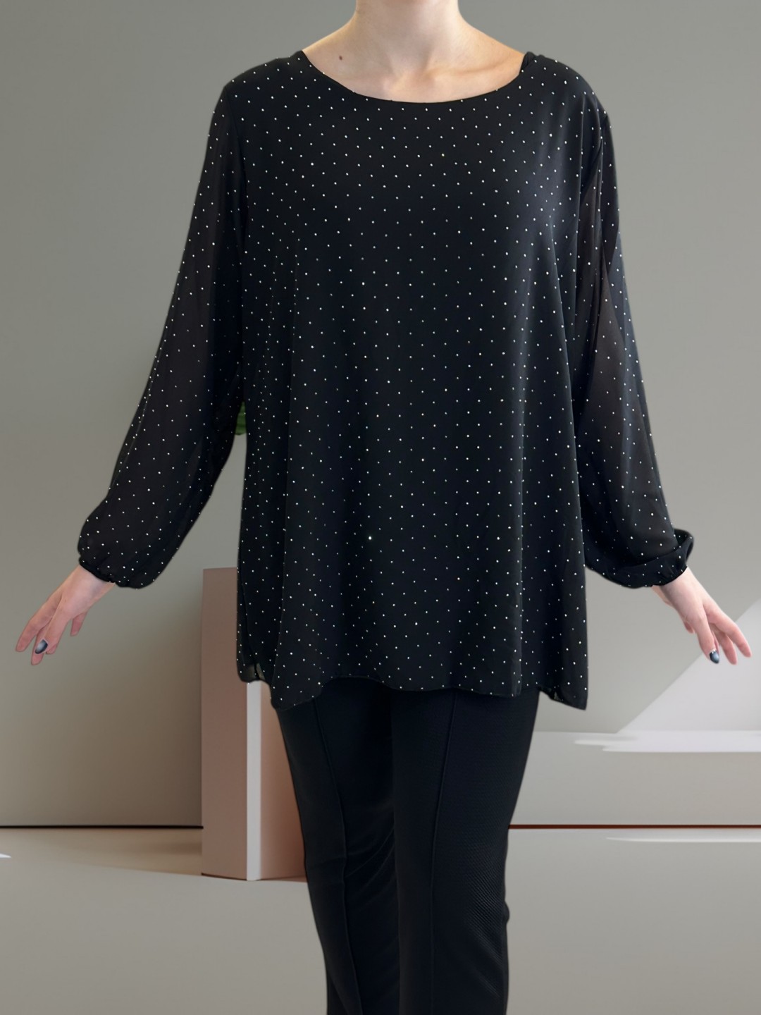 Μαύρη Μπλούζα Μουσελίνα με Στρας Μαύρη Μπλούζα Μουσελίνα με Στρας