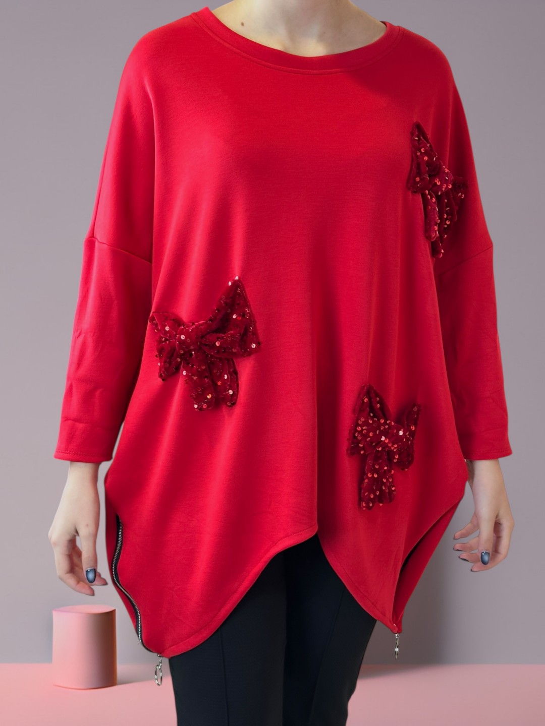 Μπλούζα με Διακοσμητική Κορδέλα Μπροστά και Πλαϊνή Αλυσίδα Μπλούζα με Διακοσμητική Κορδέλα Μπροστά και Πλαϊνή Αλυσίδα