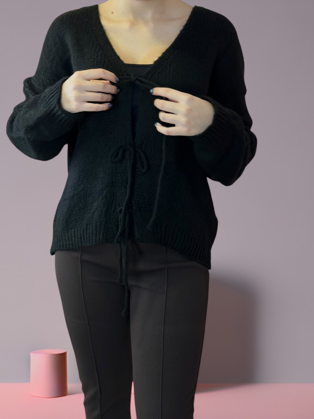 Πλεκτή Ζακέτα με Τριπλό Μπροστινό Δέσιμο Πλεκτή Ζακέτα με Τριπλό Μπροστινό Δέσιμο