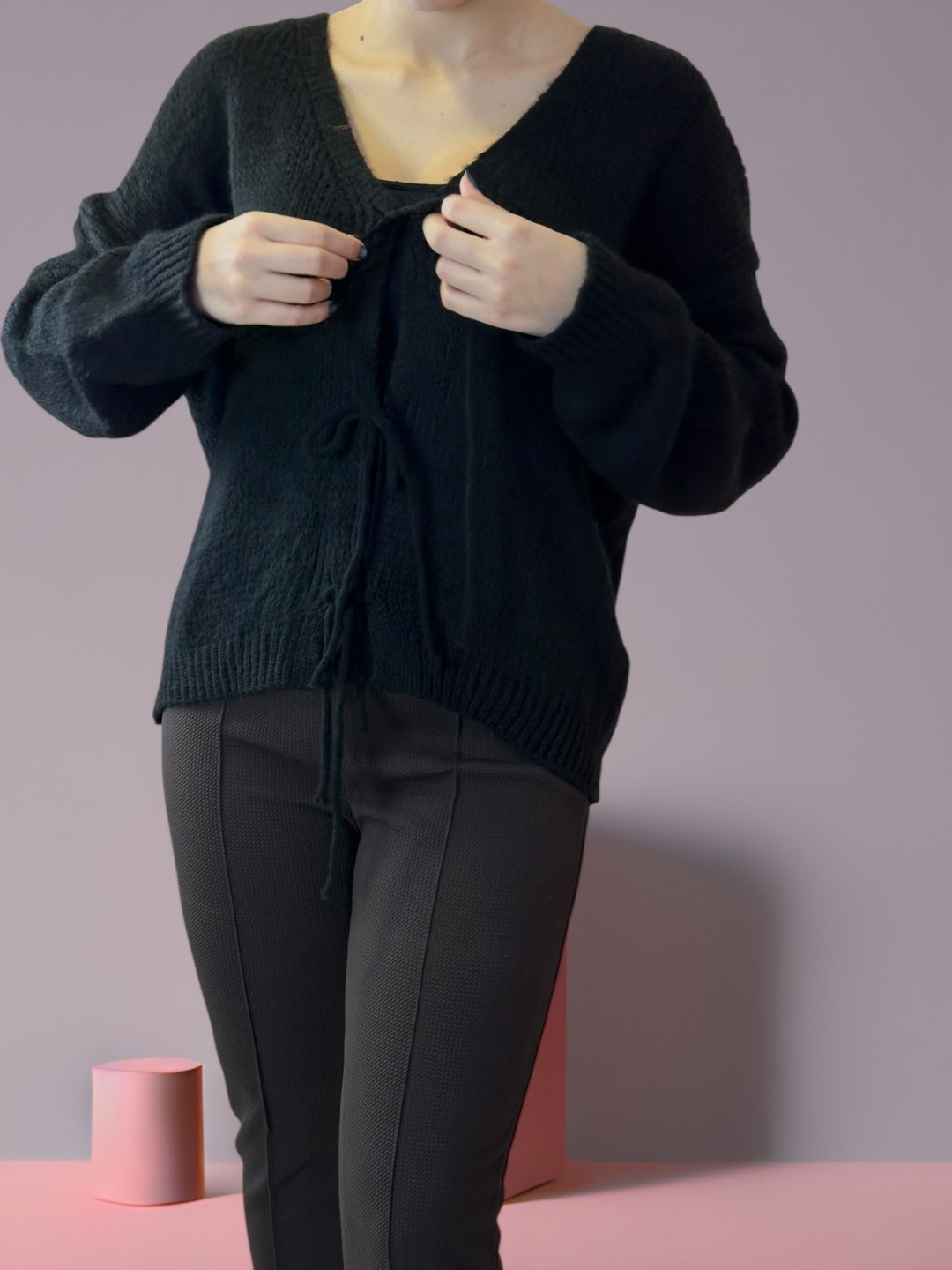 Πλεκτή Ζακέτα με Τριπλό Μπροστινό Δέσιμο Πλεκτή Ζακέτα με Τριπλό Μπροστινό Δέσιμο