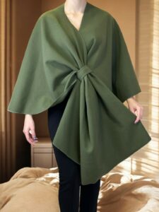 Κάπα με φιόγκο σχέδιο μπροστά