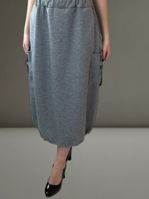 Γυναικεία φούστα cargo με τσέπες<br/><small class="dmm_sku">Κωδικός προϊόντος: 8502-γκρι</small>