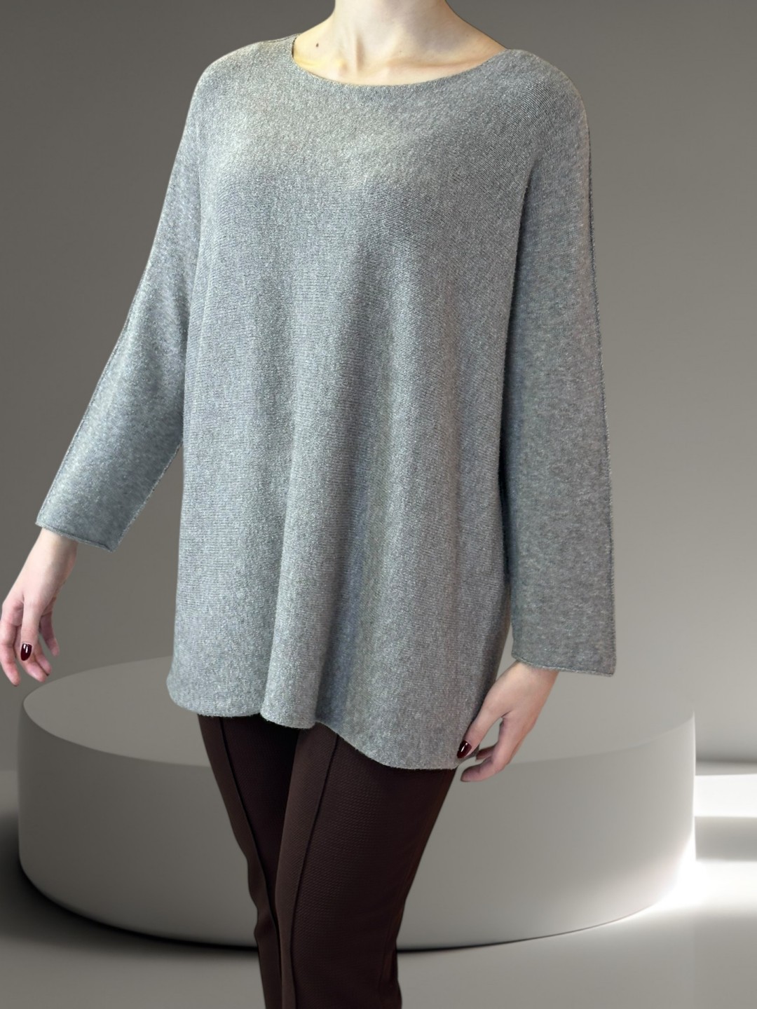 Πουλόβερ με Απαλή Στρογγυλή Λαιμόκοψη Πουλόβερ με Απαλή Στρογγυλή Λαιμόκοψη