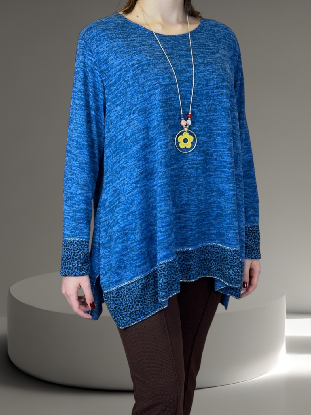 Μπλούζα με Decor Necklace Μπλούζα με Decor Necklace