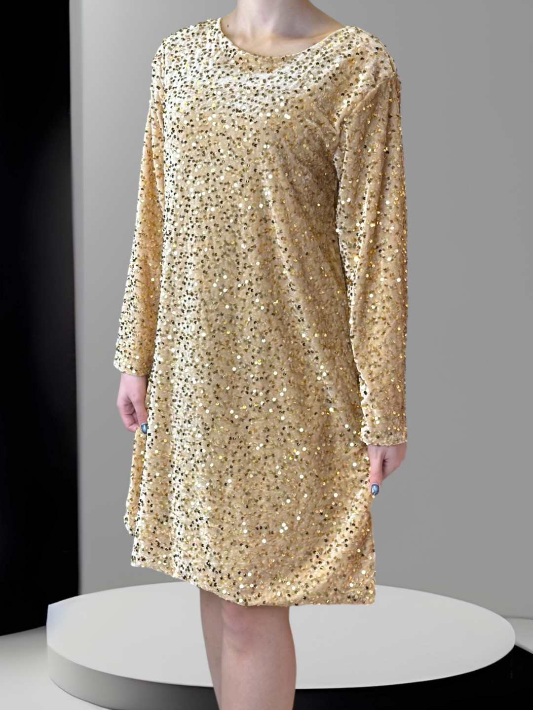 Glam Φόρεμα με Παγιέτες και Μεγάλο Δέσιμο Bow Back Glam Φόρεμα με Παγιέτες και Μεγάλο Δέσιμο Bow Back