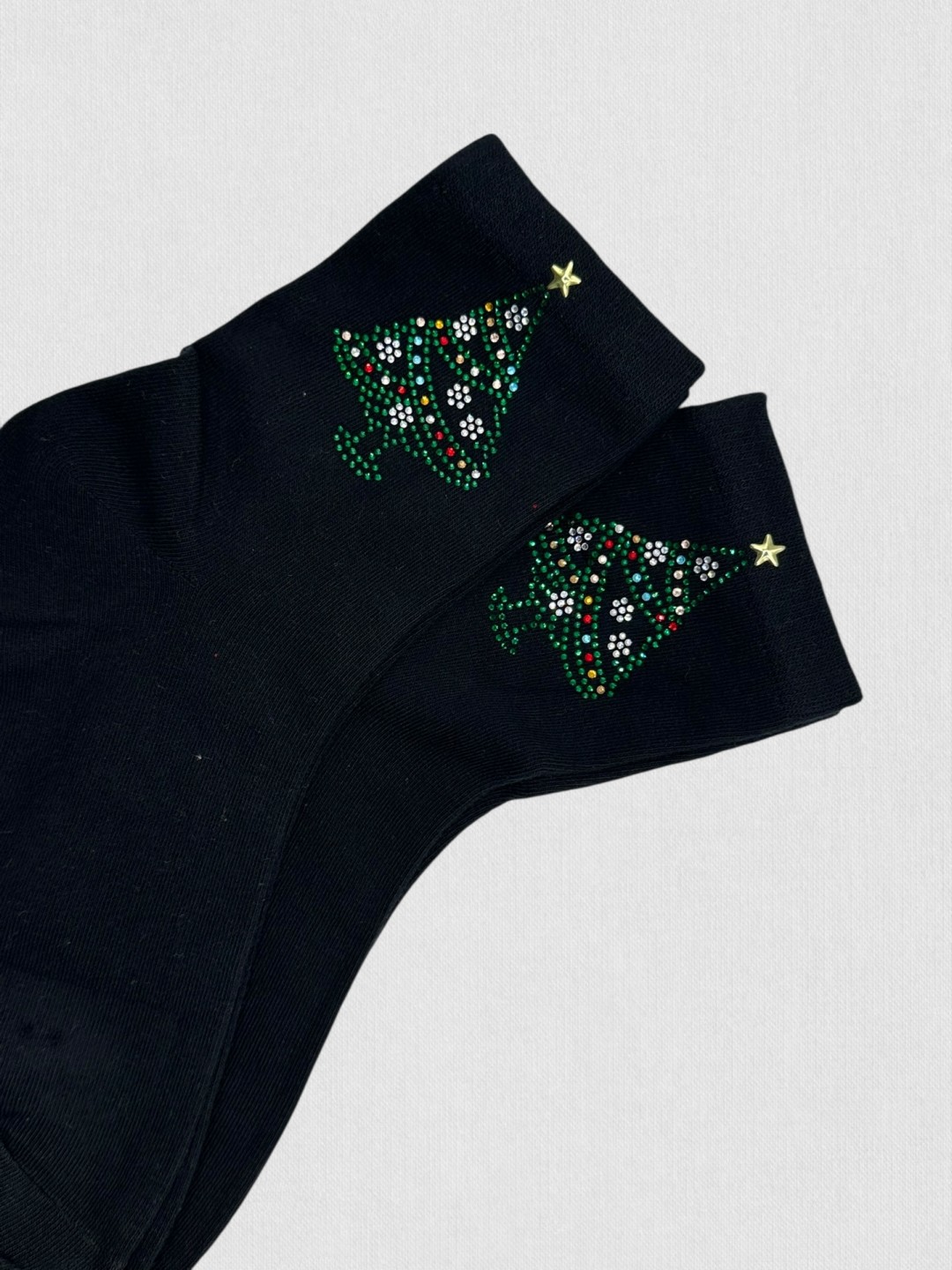 Χριστουγεννιάτικες Κάλτσες με Μοτίβο Δέντρου Χριστουγεννιάτικες Κάλτσες με Μοτίβο Δέντρου