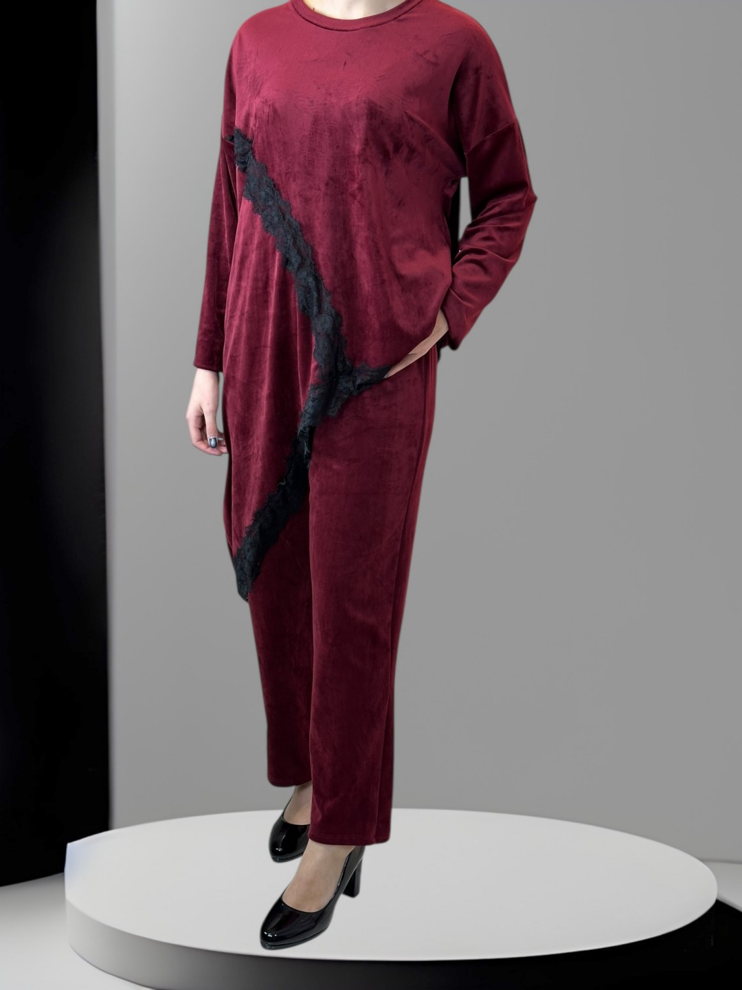 Elegant Ασύμμετρο Σετ με Εκλεπτυσμένη Δαντέλα Elegant Ασύμμετρο Σετ με Εκλεπτυσμένη Δαντέλα