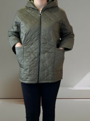 Stylish Λεπτό Καπιτονέ Μπουφάν για Εκλεπτυσμένες Εμφανίσεις