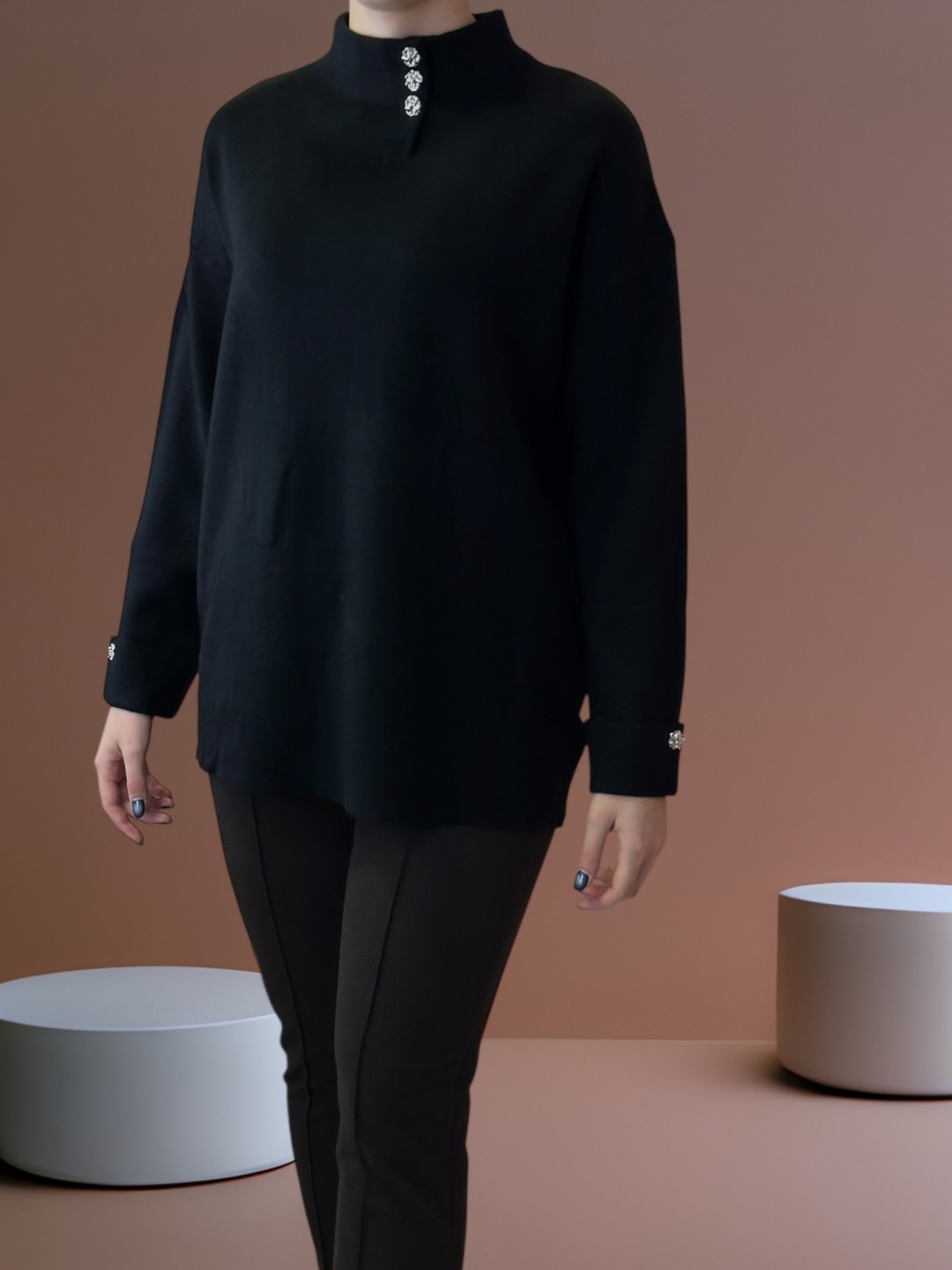 Elegant Πουλόβερ με Πλαϊνά Διακοσμητικά Κουμπιά Elegant Πουλόβερ με Πλαϊνά Διακοσμητικά Κουμπιά