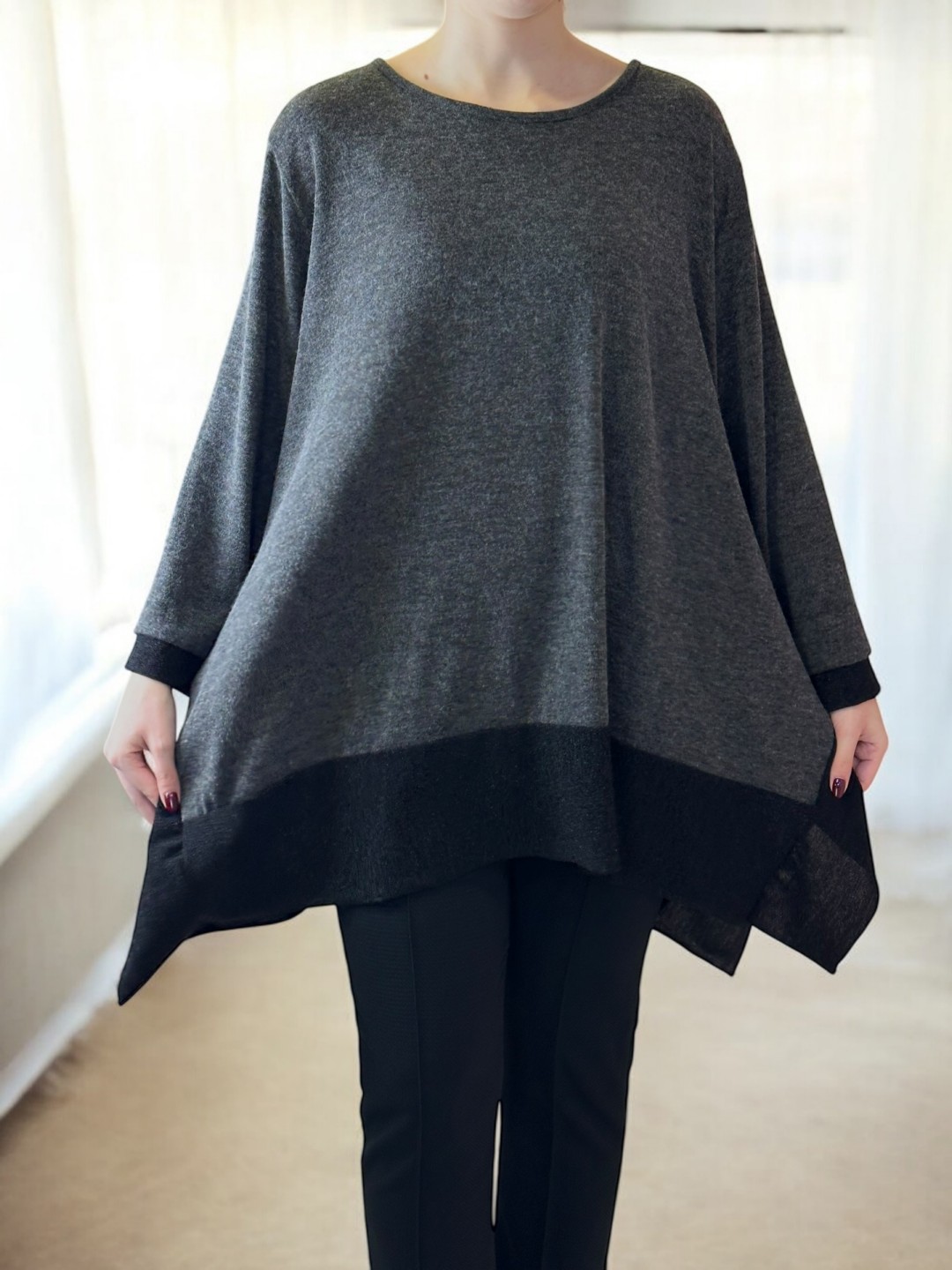 Μπλούζα με Λαμπερή Λουρεξ Λωρίδα Μπλούζα με Λαμπερή Λουρεξ Λωρίδα