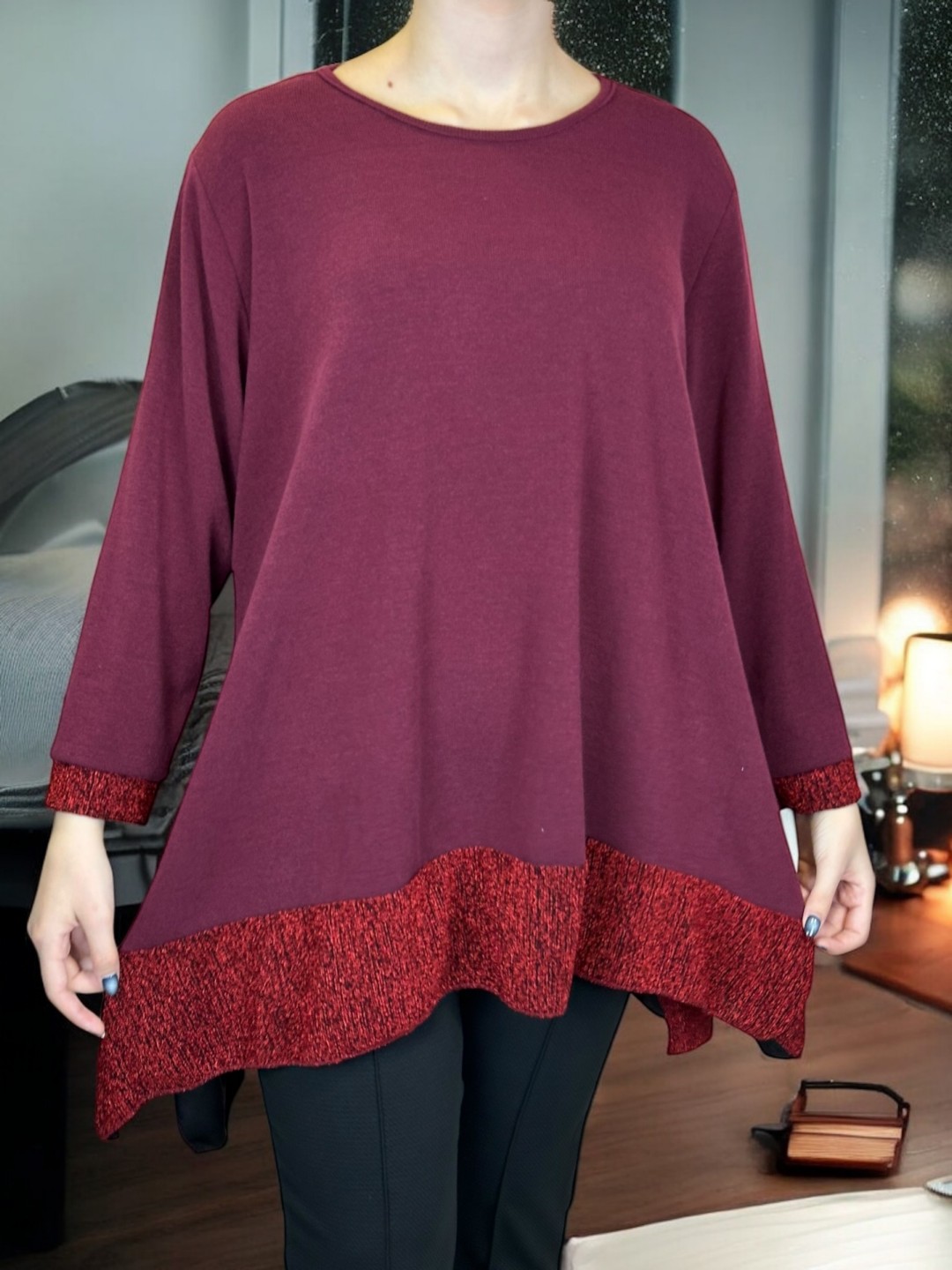 Μπλούζα με Λαμπερή Λουρεξ Λωρίδα Μπλούζα με Λαμπερή Λουρεξ Λωρίδα