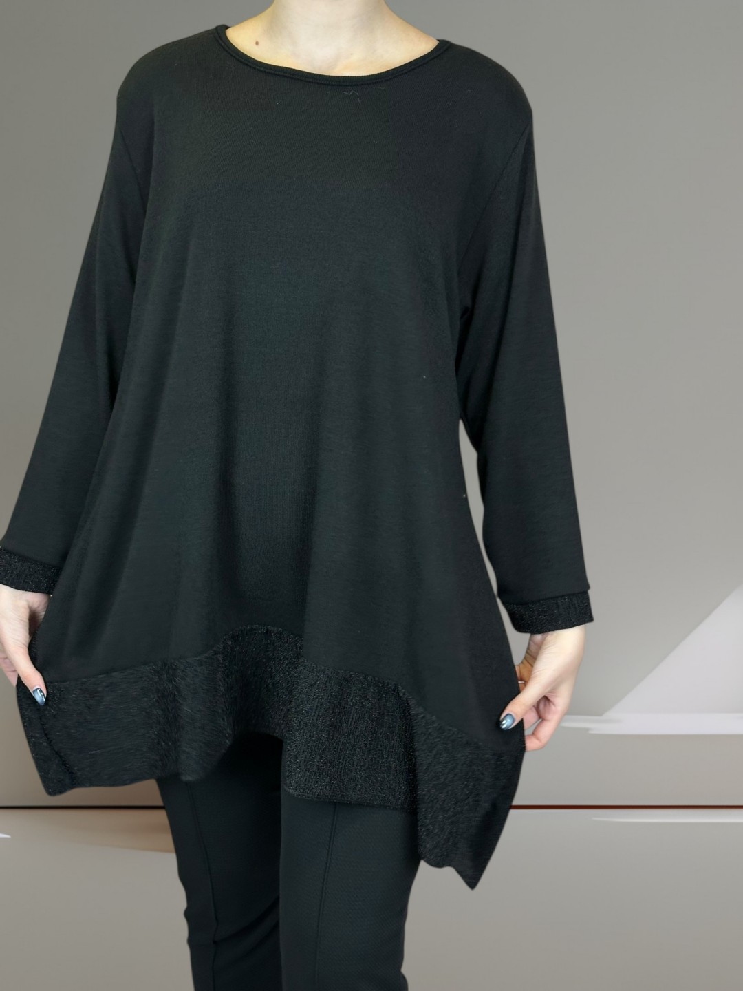 Μπλούζα με Λαμπερή Λουρεξ Λωρίδα Μπλούζα με Λαμπερή Λουρεξ Λωρίδα