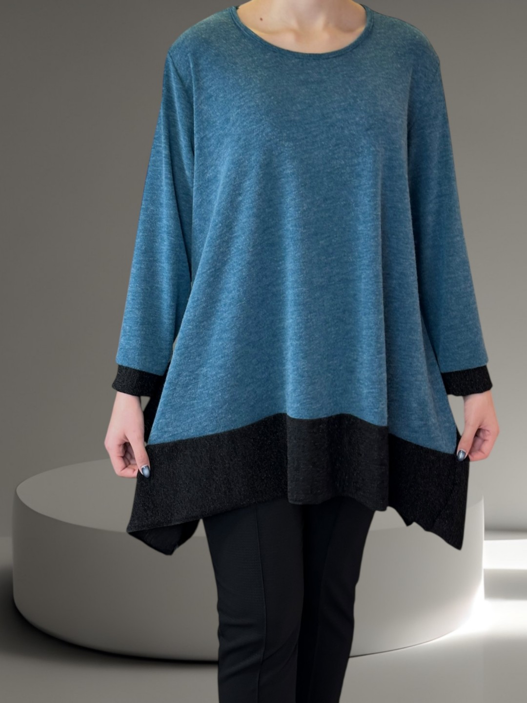 Μπλούζα με Λαμπερή Λουρεξ Λωρίδα Μπλούζα με Λαμπερή Λουρεξ Λωρίδα