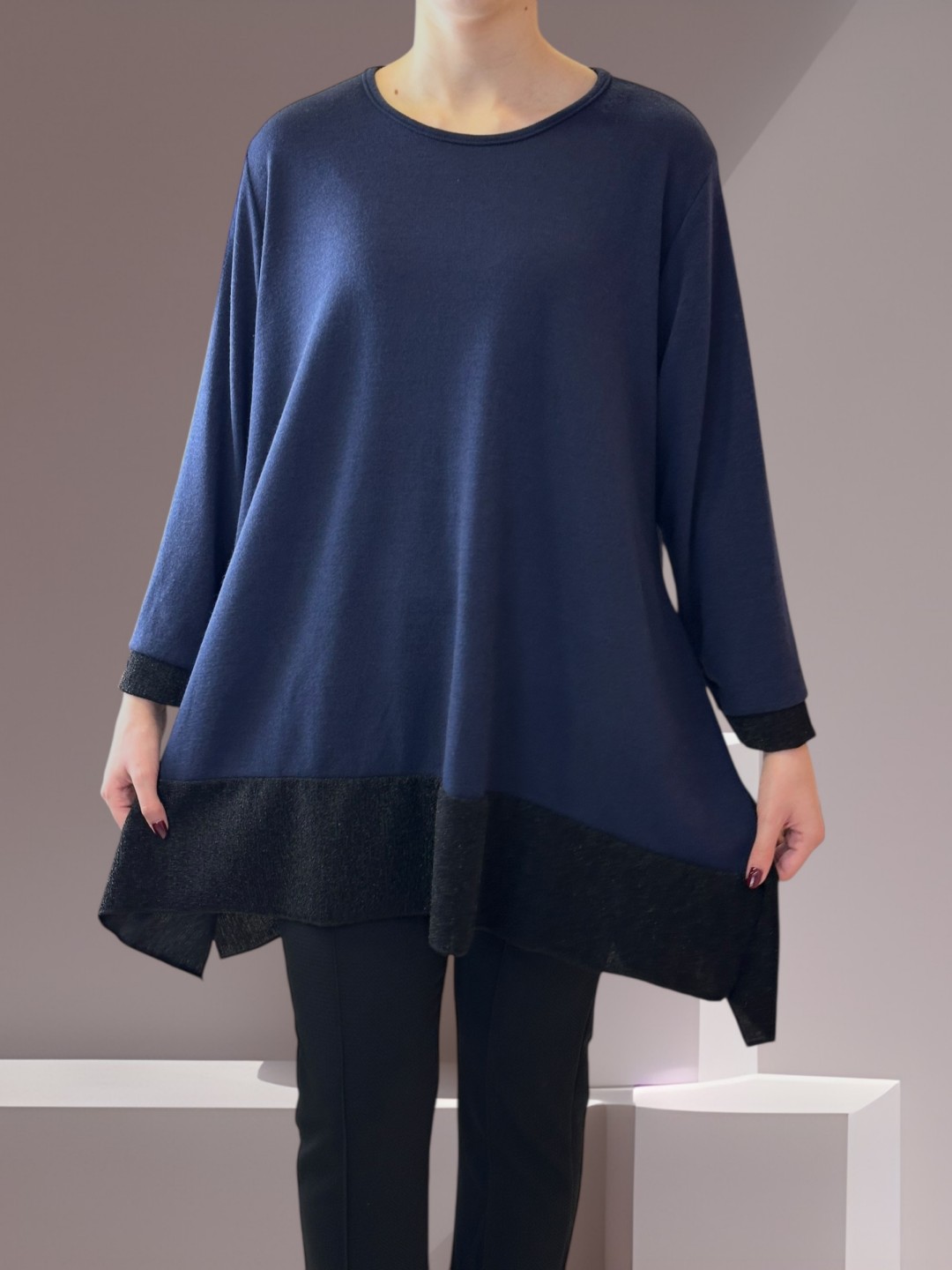 Μπλούζα με Λαμπερή Λουρεξ Λωρίδα Μπλούζα με Λαμπερή Λουρεξ Λωρίδα