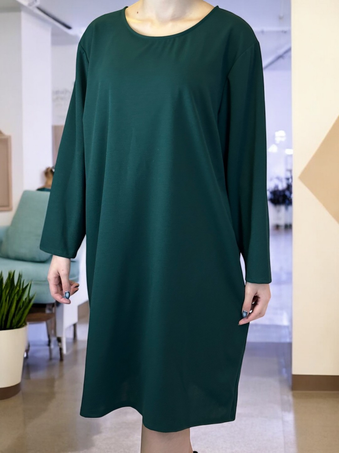 Elegant Πράσινο Φόρεμα σε Ελαστικό Κρεπ Elegant Πράσινο Φόρεμα σε Ελαστικό Κρεπ