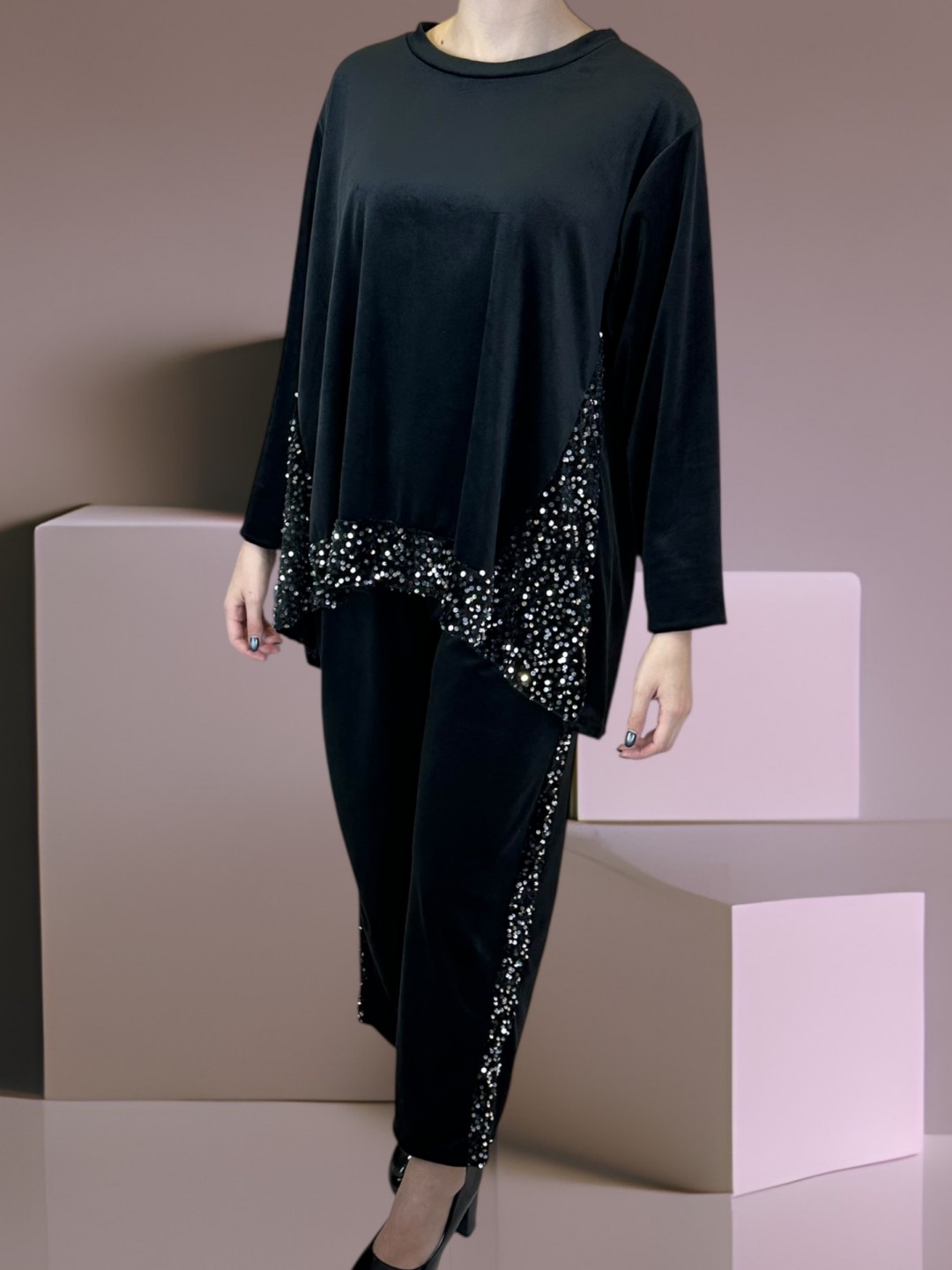 Glam Βελούδινο Σετ με Λάμψη Παγιέτας Glam Βελούδινο Σετ με Λάμψη Παγιέτας