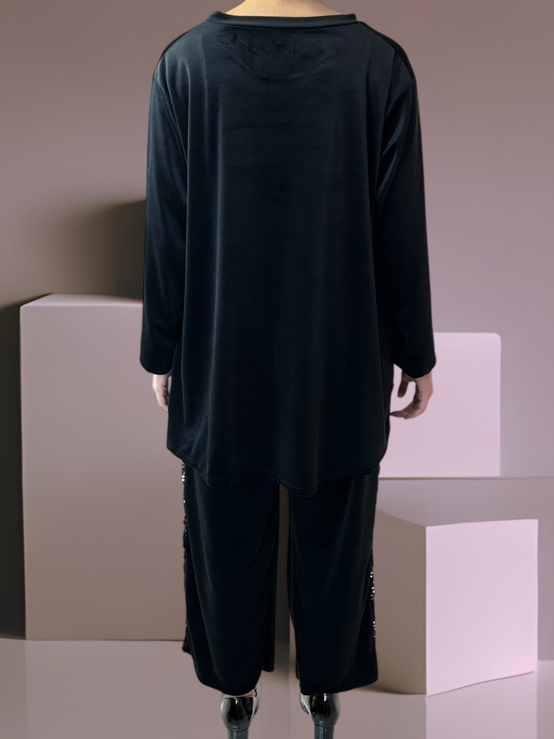 Glam Βελούδινο Σετ με Λάμψη Παγιέτας Glam Βελούδινο Σετ με Λάμψη Παγιέτας