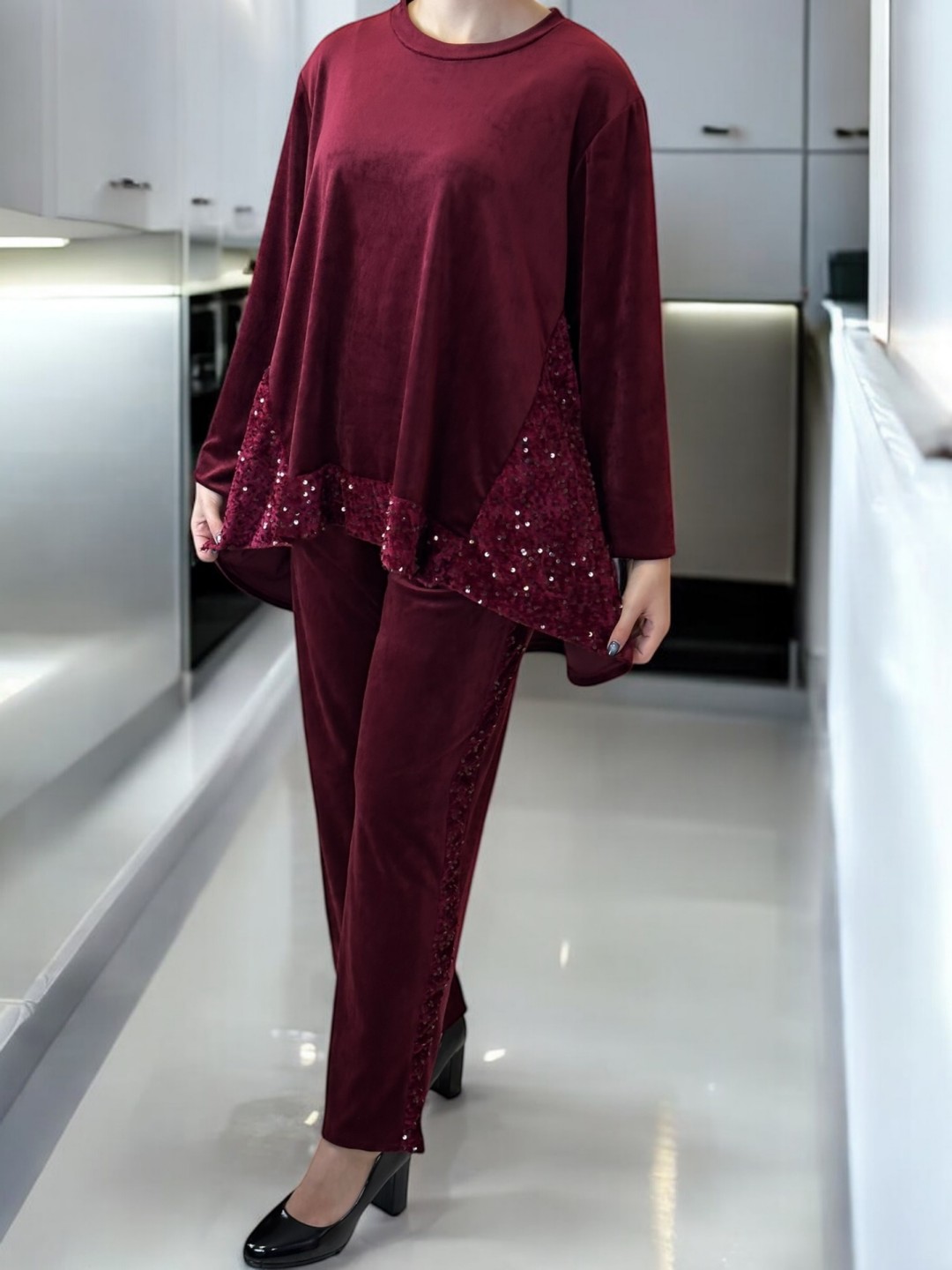 Glam Βελούδινο Σετ με Λάμψη Παγιέτας Glam Βελούδινο Σετ με Λάμψη Παγιέτας