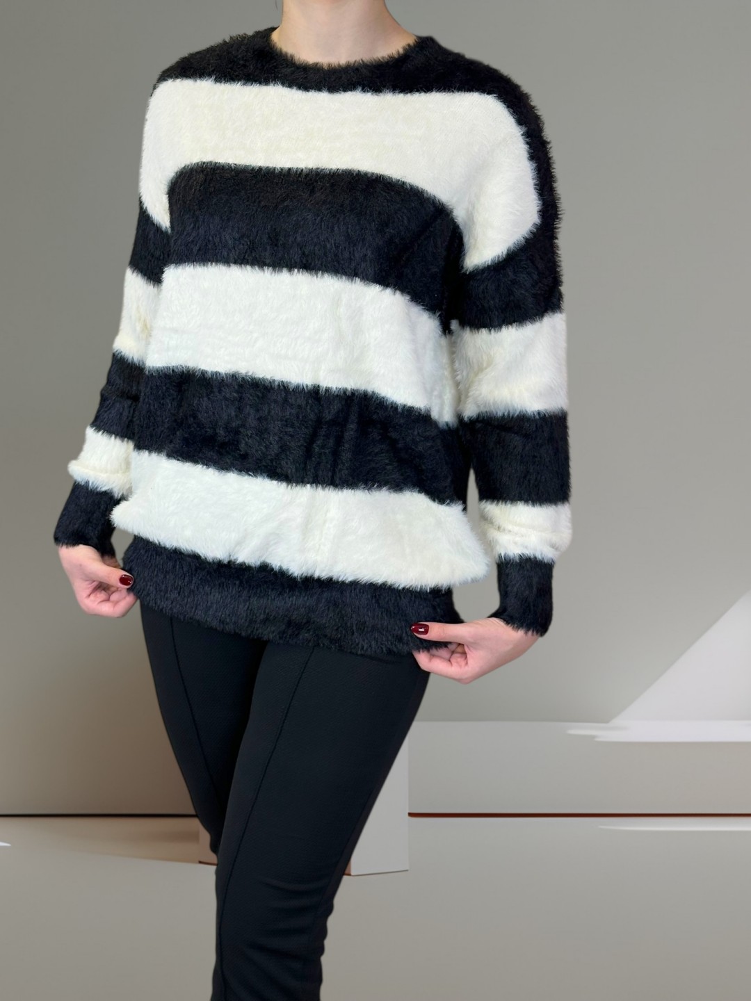 Χουχουλιαρικό Πουλοβεράκι Ριγέ Χουχουλιαρικό Πουλοβεράκι Ριγέ