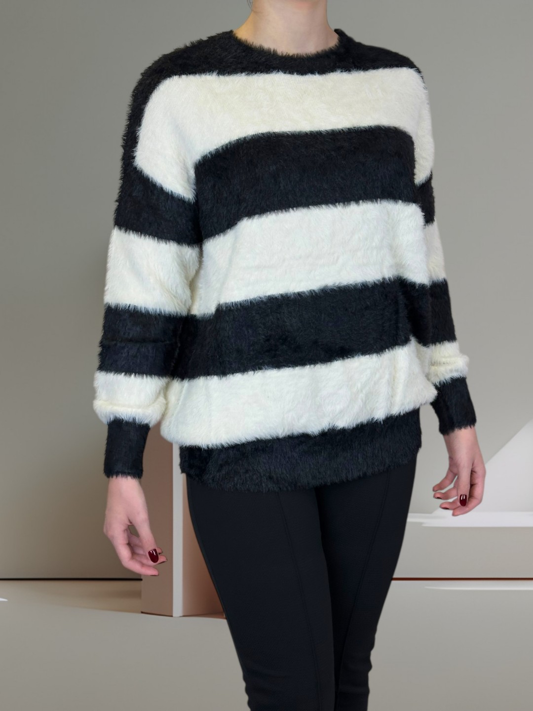 Χουχουλιαρικό Πουλοβεράκι Ριγέ Χουχουλιαρικό Πουλοβεράκι Ριγέ