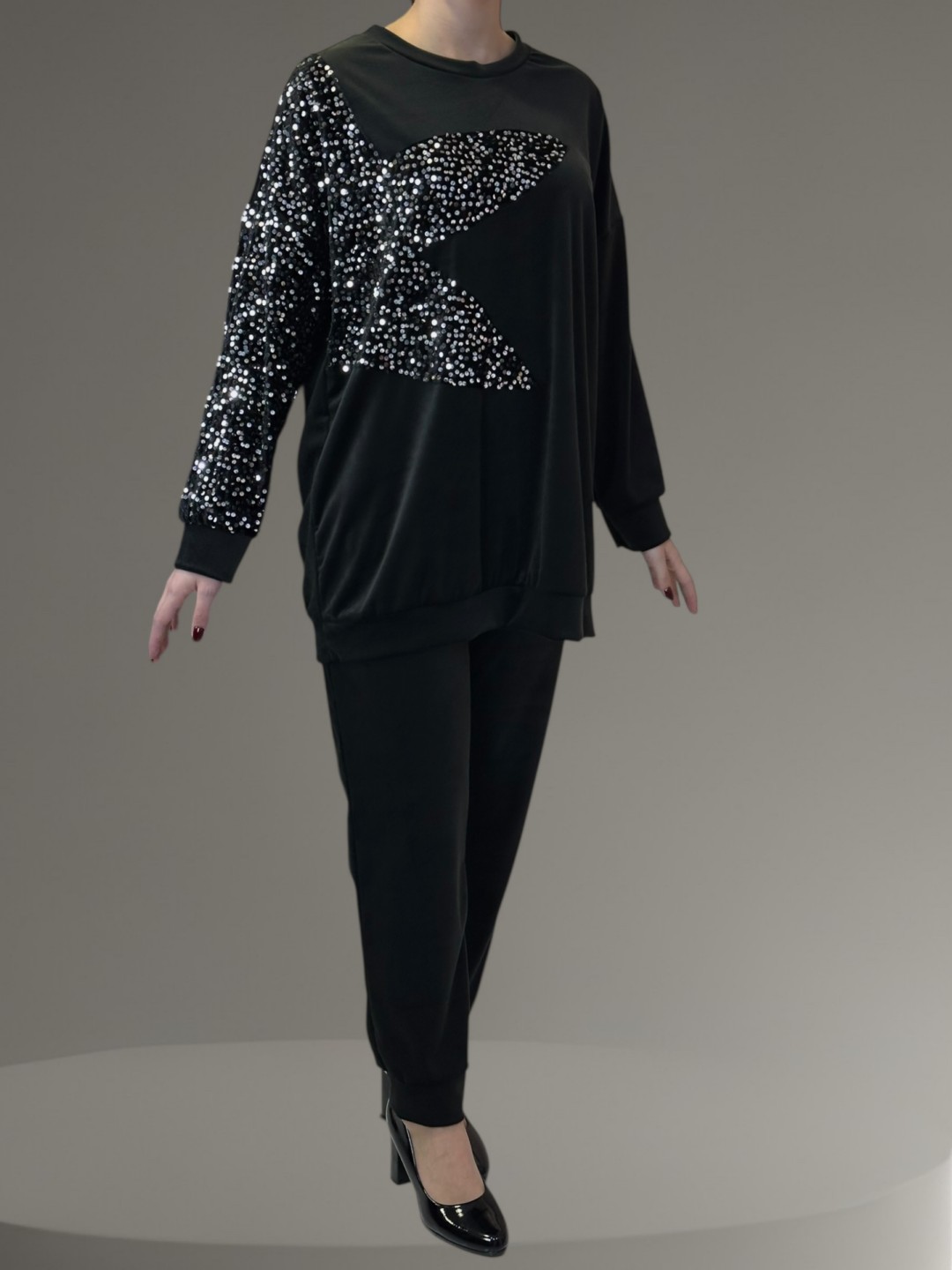 Σετ Βελούδο με Λεπτομέρεια Παγιέτας στα Μανίκια Σετ Βελούδο με Λεπτομέρεια Παγιέτας στα Μανίκια