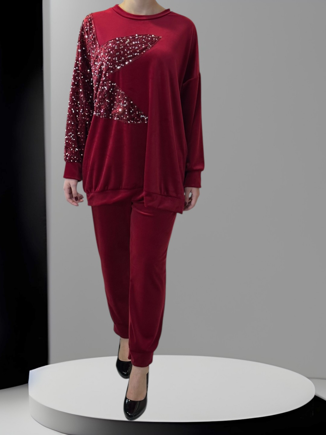 Σετ Βελούδο με Λεπτομέρεια Παγιέτας στα Μανίκια Σετ Βελούδο με Λεπτομέρεια Παγιέτας στα Μανίκια