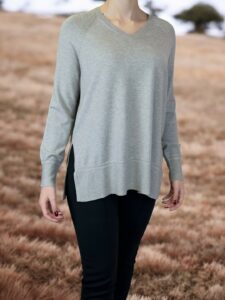 Απαλό Πουλόβερ με V Γραμμή
