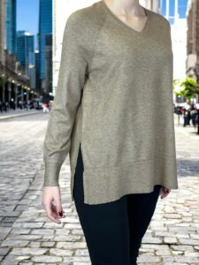 Απαλό Πουλόβερ με V Γραμμή