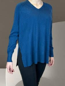 Απαλό Πουλόβερ με V Γραμμή