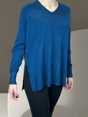 Απαλό Πουλόβερ με V Γραμμή