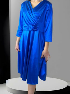 Elegant Satin Κρουαζέ Φόρεμα – Chic & Sophisticated
