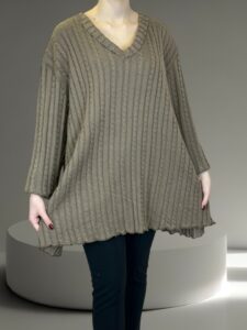 Υπέροχη Μπλούζα με V