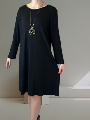 Φόρεμα με Κολιέ στον Λαιμό