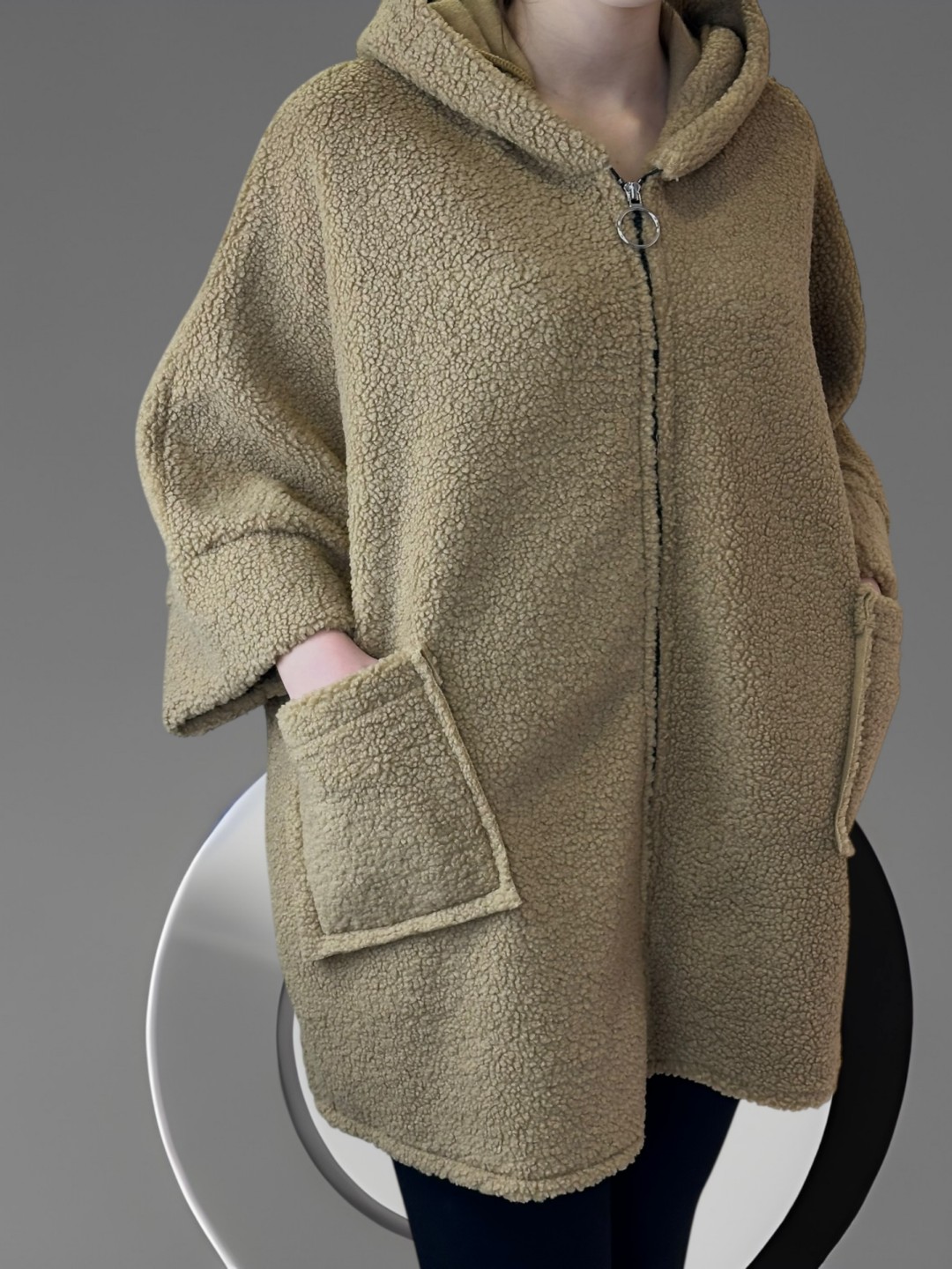 PLUS SIZE Ζακέτα Προβατάκι με Στιλ και Ζεστασιά PLUS SIZE Ζακέτα Προβατάκι με Στιλ και Ζεστασιά