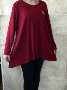 Μπλούζα με λάμψη από ασημί κλωστή και σχέδιο μύτες