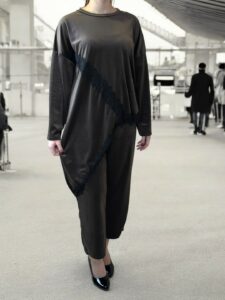 Elegant Ασύμμετρο Σετ με Εκλεπτυσμένη Δαντέλα