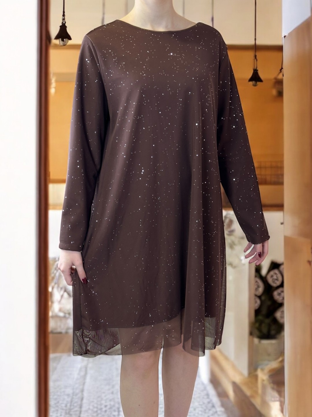 Καφέ Φόρεμα με Δέσιμο στην Πλάτη Καφέ Φόρεμα με Δέσιμο στην Πλάτη