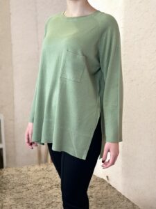 Premium Πουλόβερ V με Λαμπερή Ασημί Κλωστή