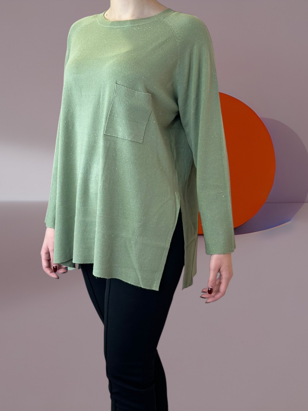 Premium Πουλόβερ V με Λαμπερή Ασημί Κλωστή Premium Πουλόβερ V με Λαμπερή Ασημί Κλωστή