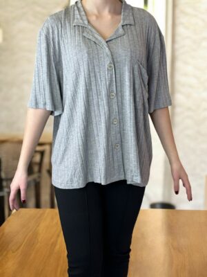 Άνετο Πουκάμισο με Κουμπιά