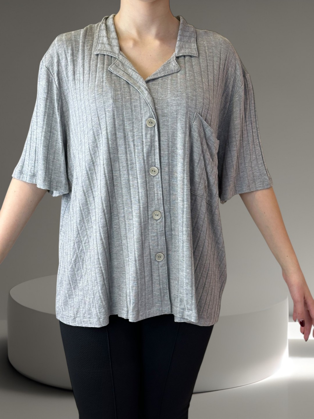 Άνετο Πουκάμισο με Κουμπιά Άνετο Πουκάμισο με Κουμπιά