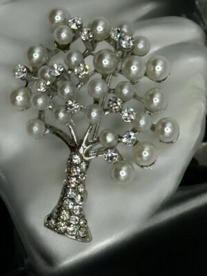 Elegant Καρφίτσα με Πέρλα σε Σχέδιο Δέντρου<br/><small class="dmm_sku">Κωδικός προϊόντος: 8875-δεντρο</small>