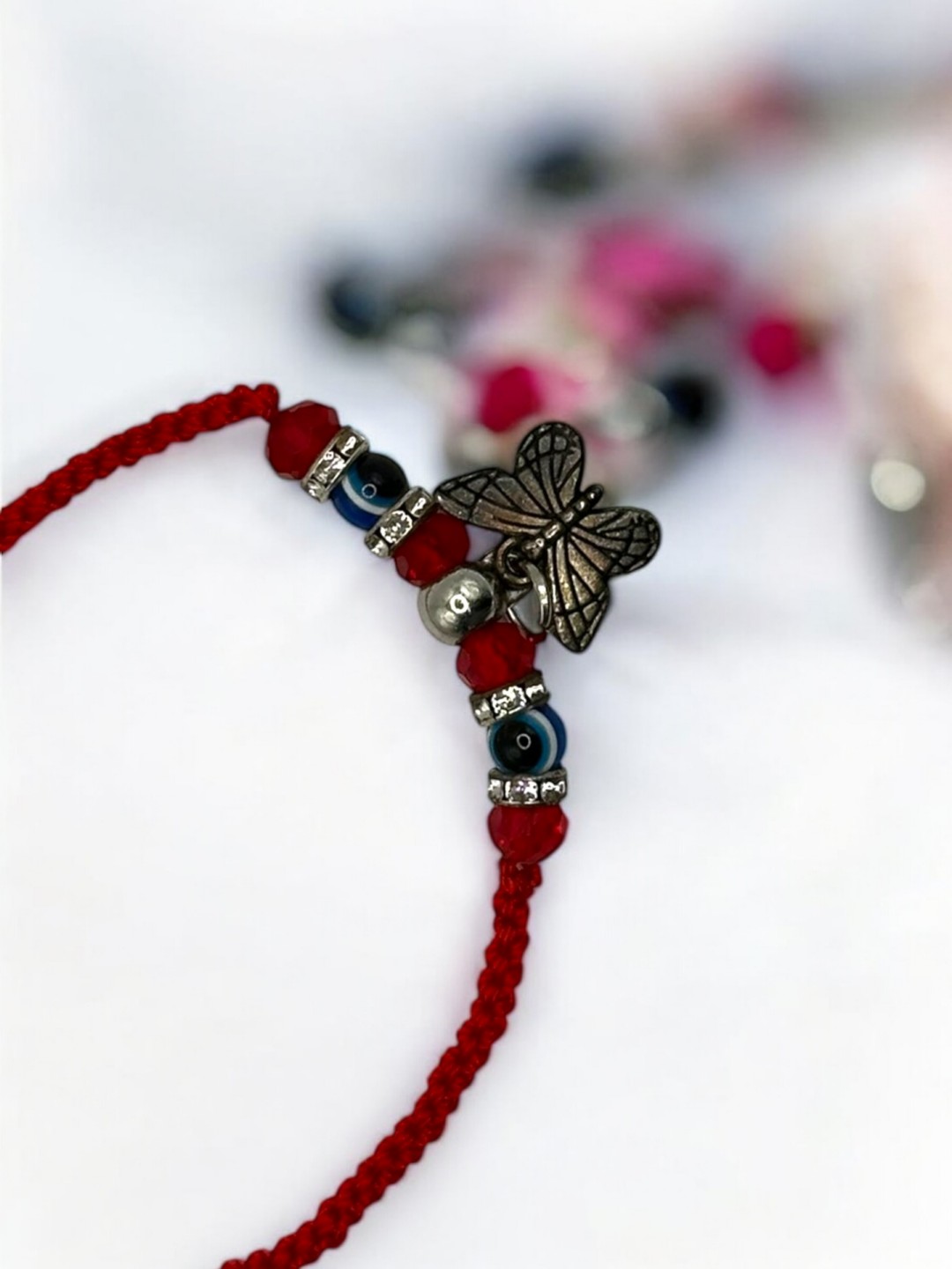Βραχιόλι Πεταλούδα με κορδόνι κόκκινο