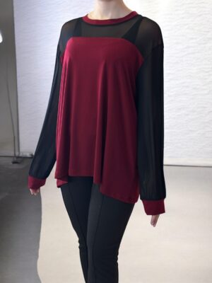 Μπλούζα με διακριτική διαφάνεια σε μπροστινό μέρος και μανίκια