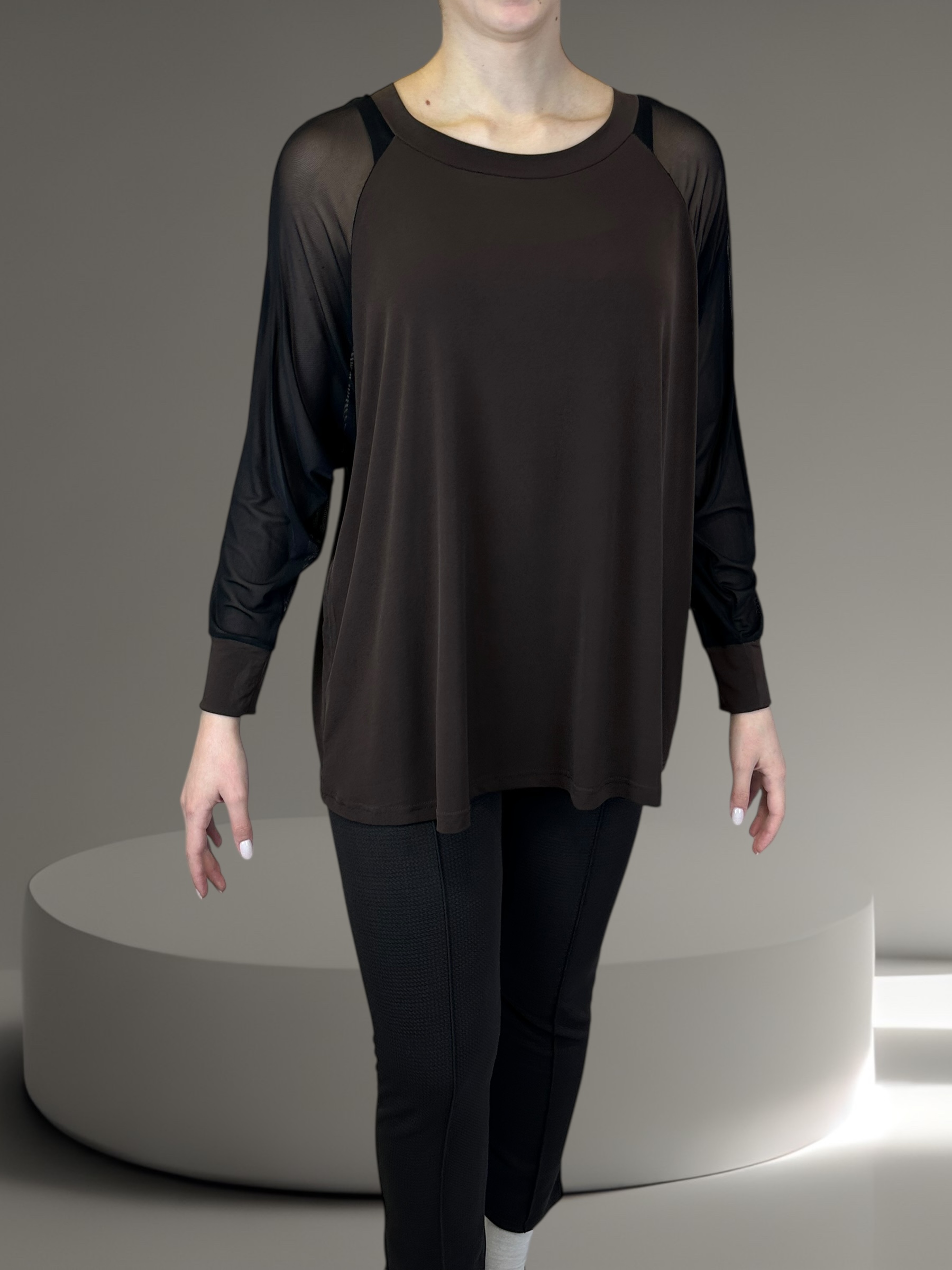 Minimal μπλούζα με διαφάνεια στα μανίκια